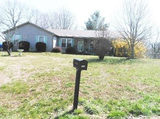 300 Pasley Rd, Clay City, KY 40312