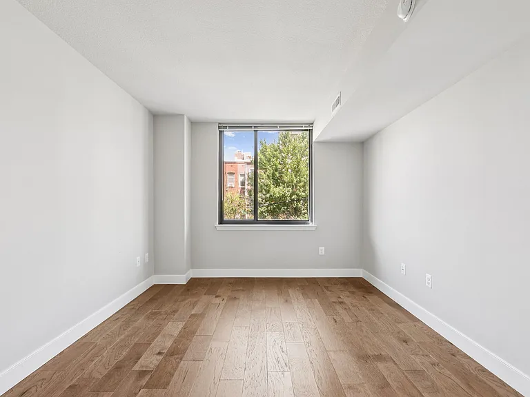 50 Florida Ave NE #3 — Photo 18