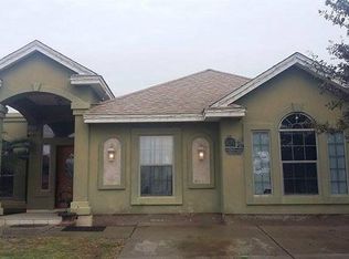 502 Everest Ct, Laredo, TX 78043