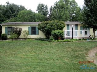 8301 Prov Neap Swan Rd, Neapolis, OH 43547