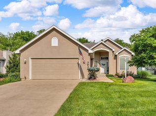 3930 SW Stonybrook Dr, Topeka, KS 66610