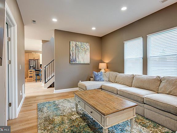 3rd image of 57 Evergreen Ln