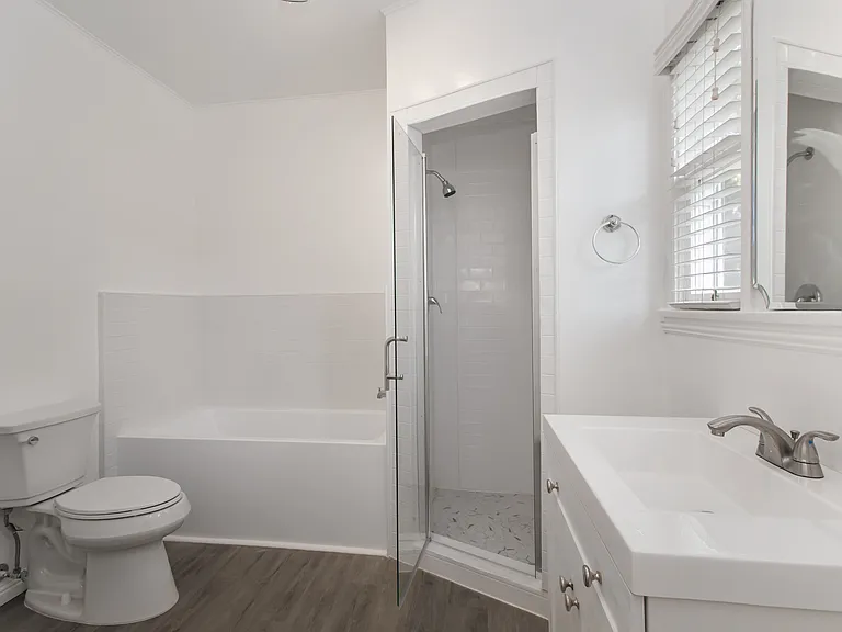 1726 N Vista St — Photo 14