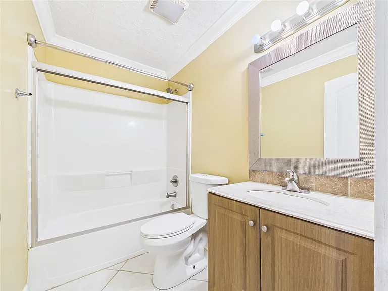 1213 W Sidnor St — Photo 24