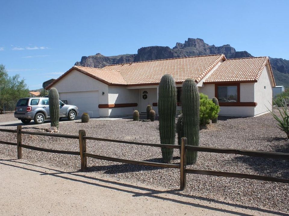 1st image of 4939 E Greasewood St
