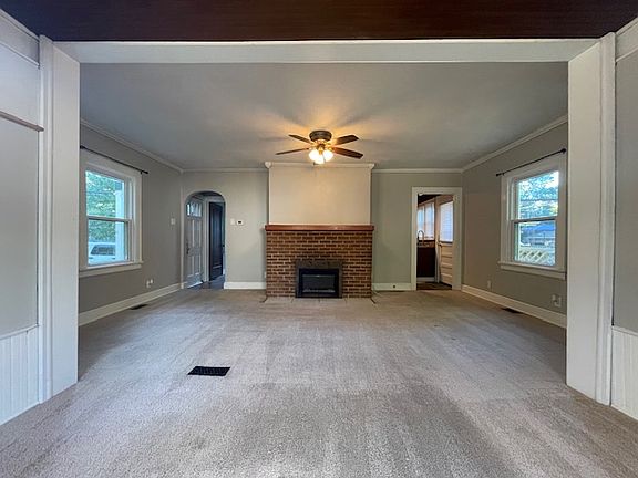FRONT ROOM WITH GAS FIREPLACE