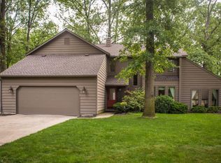 32373 Birchwood Ln, Avon Lake, OH
