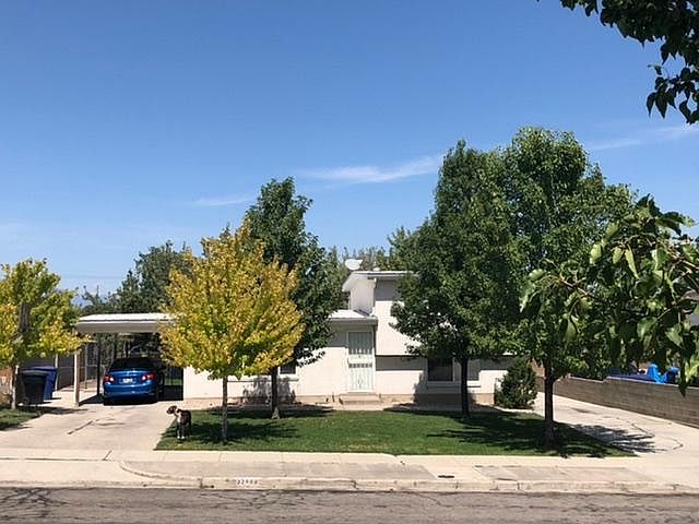 1st image of 3246 W Meadow Wood Way