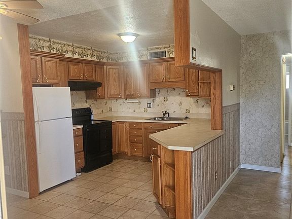 4th image of 350 E Desert Inn Rd Unit C203