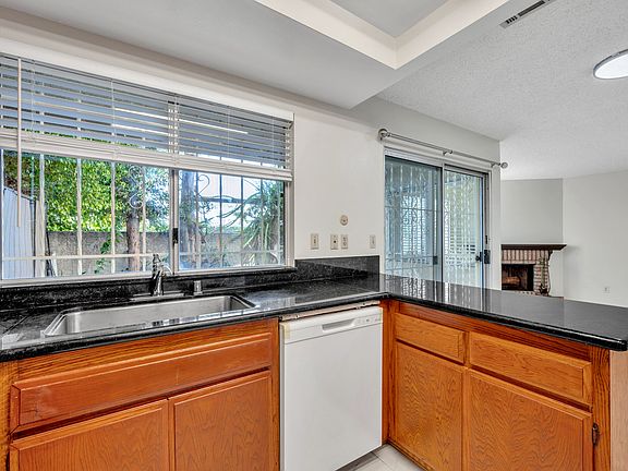 5th image of 14124 Lemoli Ave