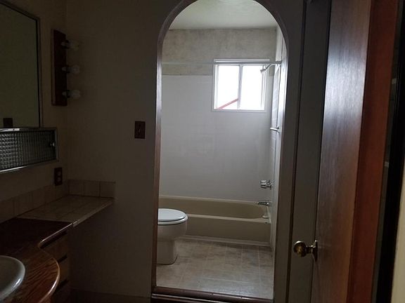5th image of 1404 Santa Clara St