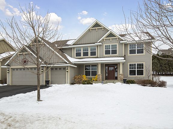3rd image of 10631 Maple Blvd