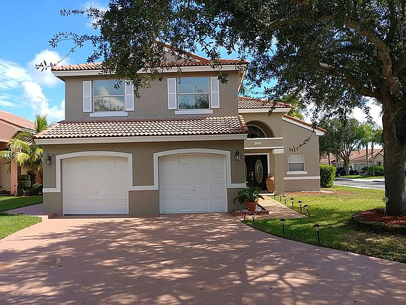 2nd image of 200 NW 165th Ave