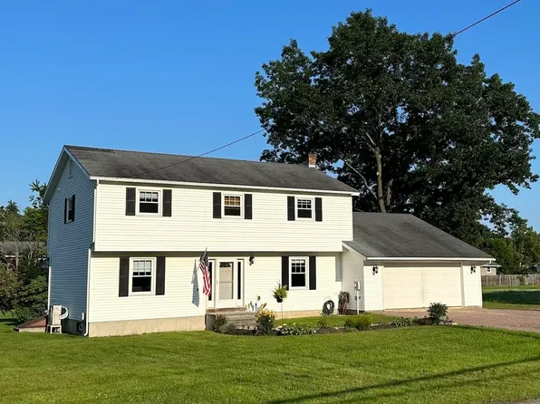 593 Church Road, Colchester, VT 05446