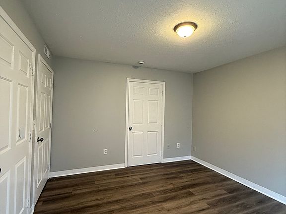 2nd image of 2708 Greenwood Ave #2