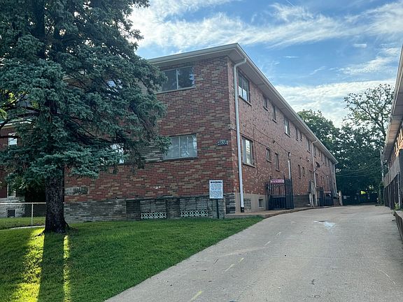 2nd image of 4838 S Broadway APT D