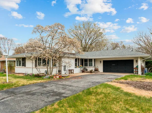 1045 Evans Rd, Flossmoor, IL 60422