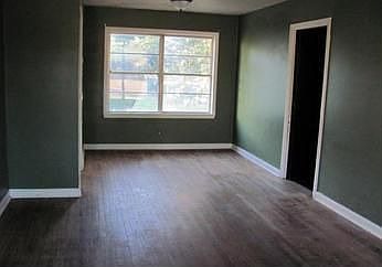 4th image of 3204 Chestershire Dr #D
