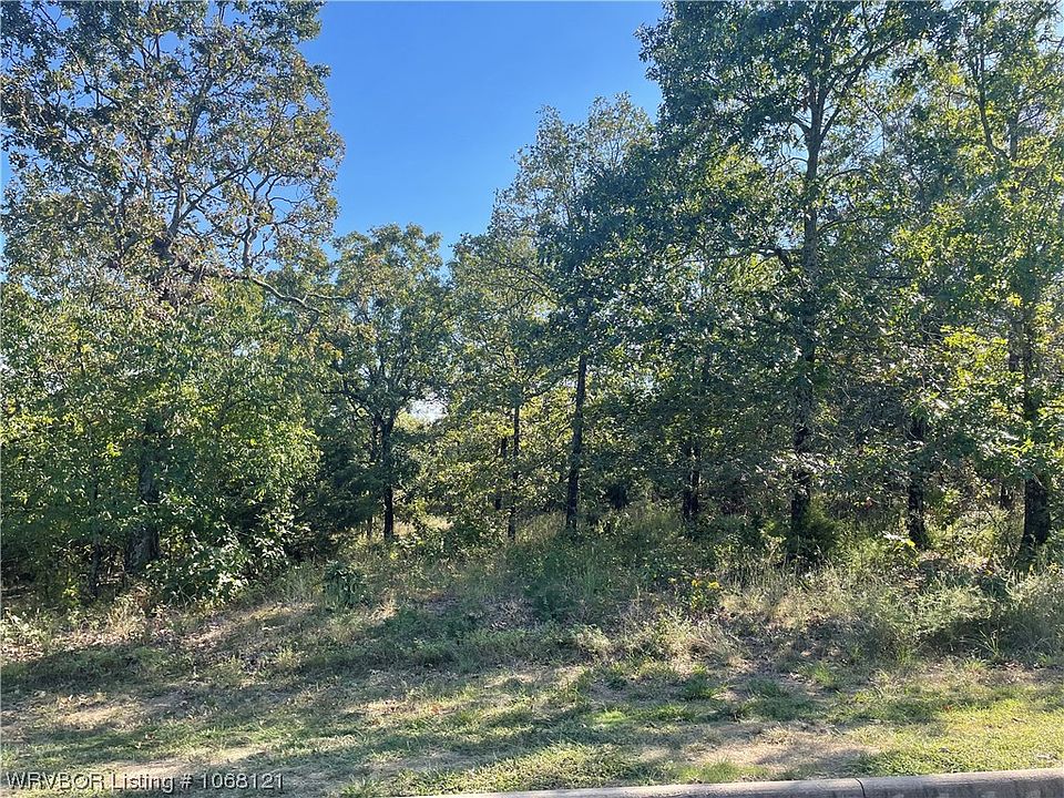 2nd image of Pine Cliff Dr