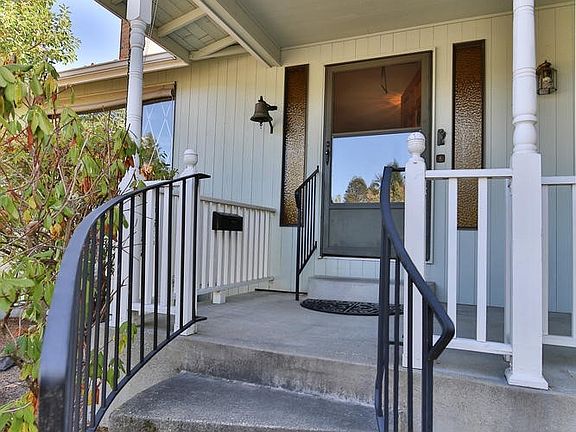 2nd image of 5023 64th Ave W