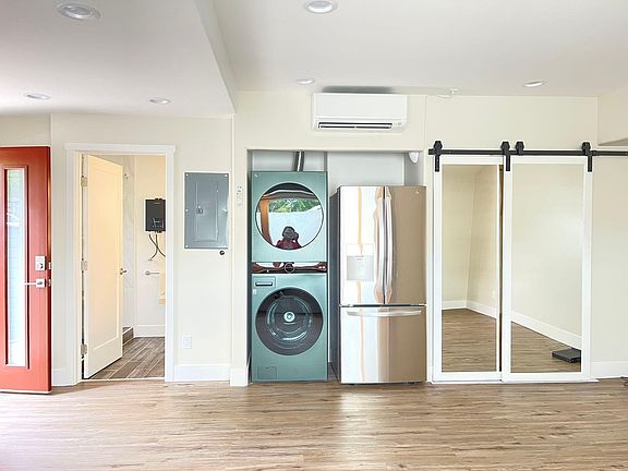 Luxury unit