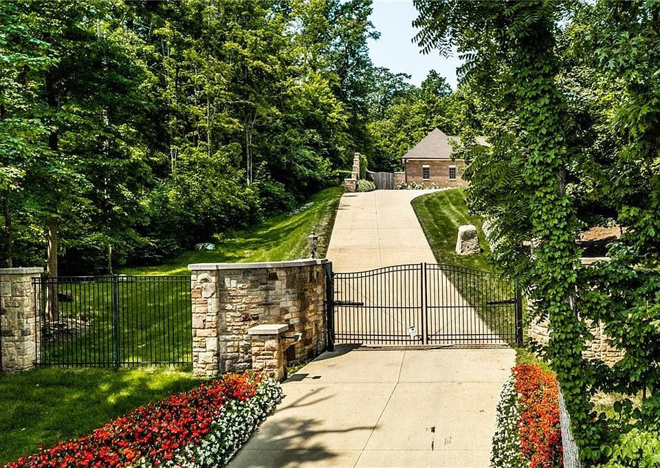 8090 Sargent Rd, Indianapolis, IN 46256 Zillow
