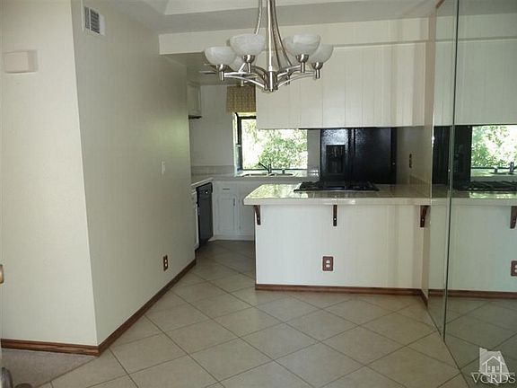 3rd image of 5736 Skyview Way Unit B