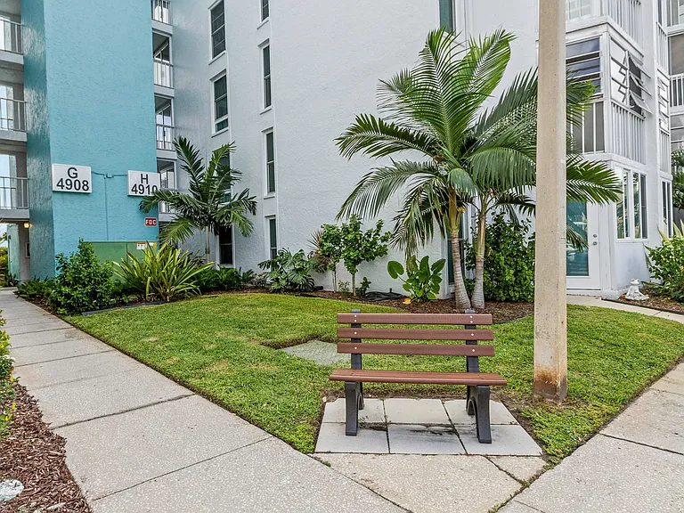 4910 38th Way S #111 — Photo 47