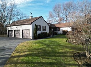 36 Pattys Rd, Mansfield, MA 02048
