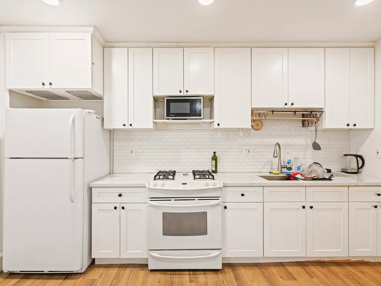 1 bed, 400 sqft, $1,650 — Photo 3