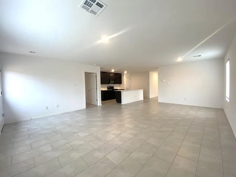 10921 SW 22nd St — Photo 16
