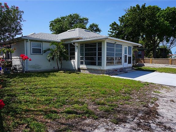 2nd image of 13321 Boca Ciega Ave