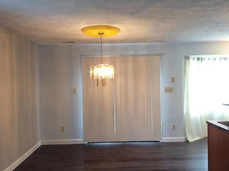 109 S Forest Dr — Photo 5
