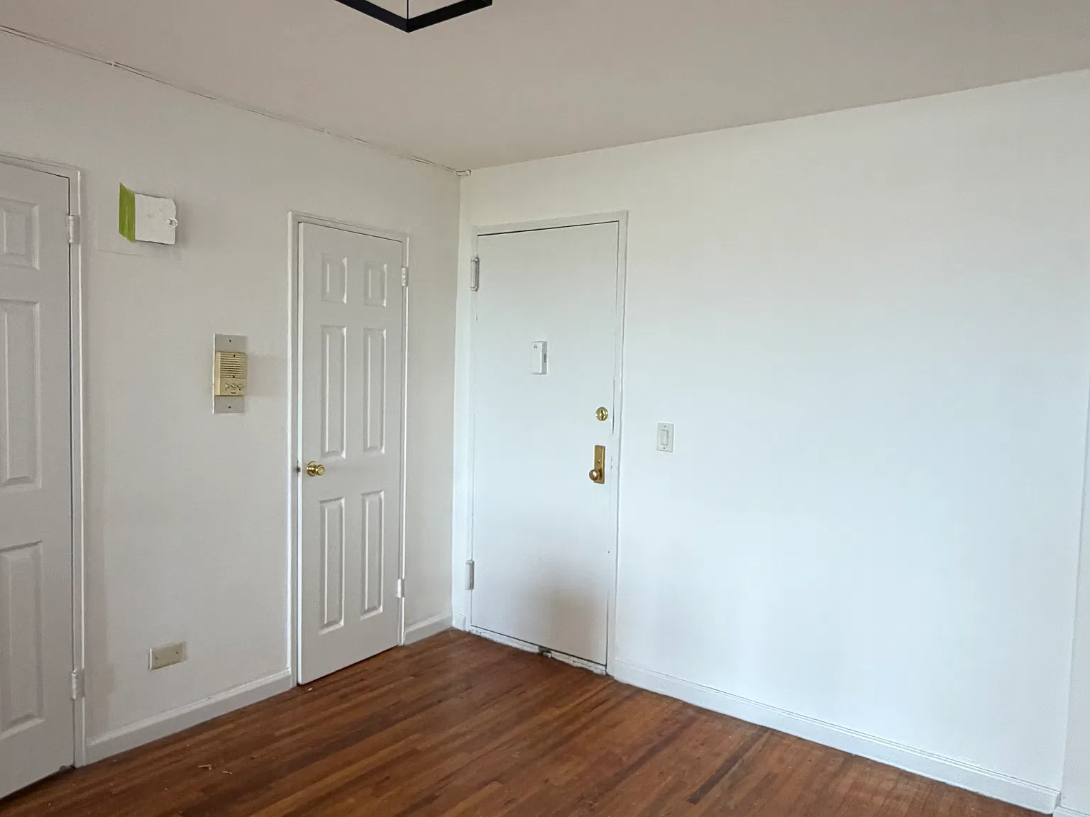 1 bed, 800 sqft, $2,250 — Photo 3
