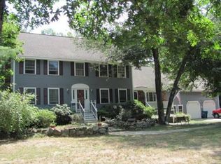 35 4th Ave, Billerica, MA 01821