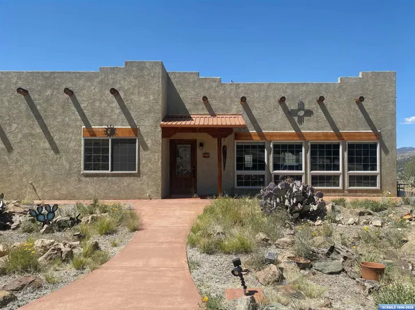 17 Pancho Rd, Mimbres, NM 88049