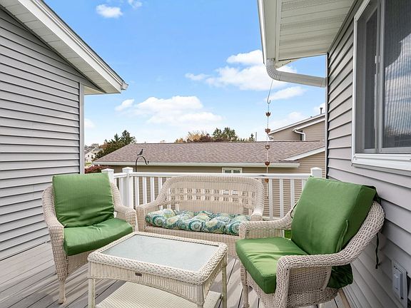 4th image of 3032 Parkwild Dr