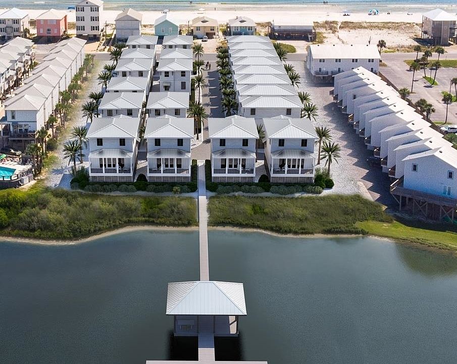 1st image of 0 Cottage Cove Ln
