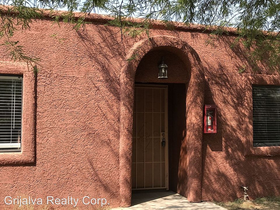 1st image of 2859 N Flanwill Blvd