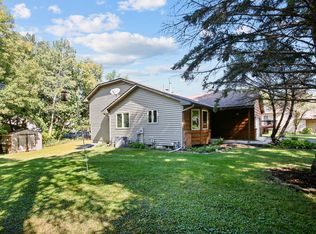 10816 Avocet St NW, Coon Rapids, MN 55433