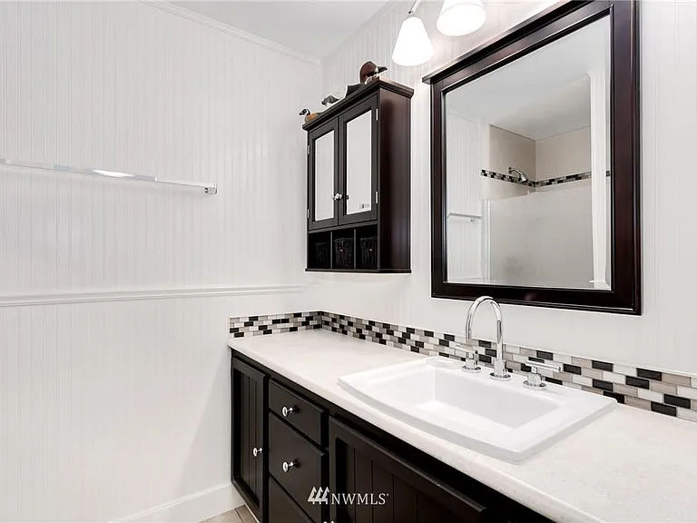 1530 10th Ave W #1530 — Photo 21