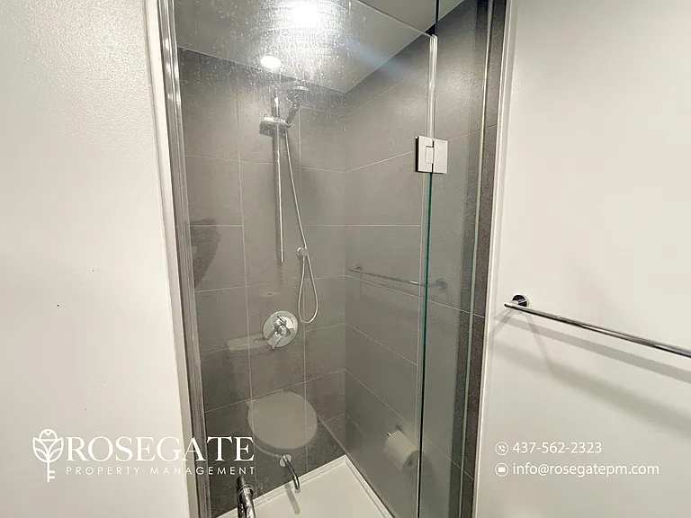 370 Martha St #207 — Photo 14