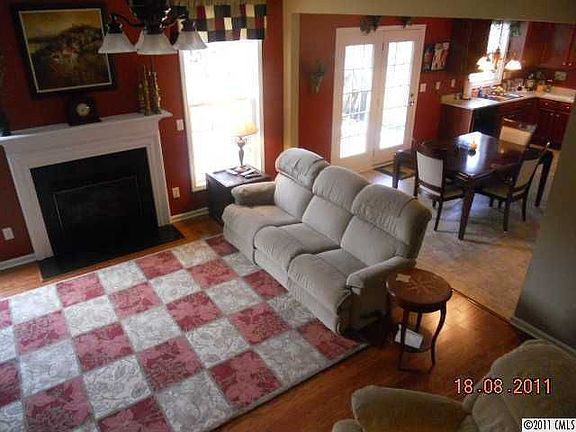 4th image of 14304 Asheton Creek Dr