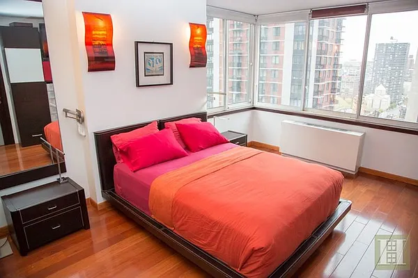 Rented by Halstead Real Estate | media 22