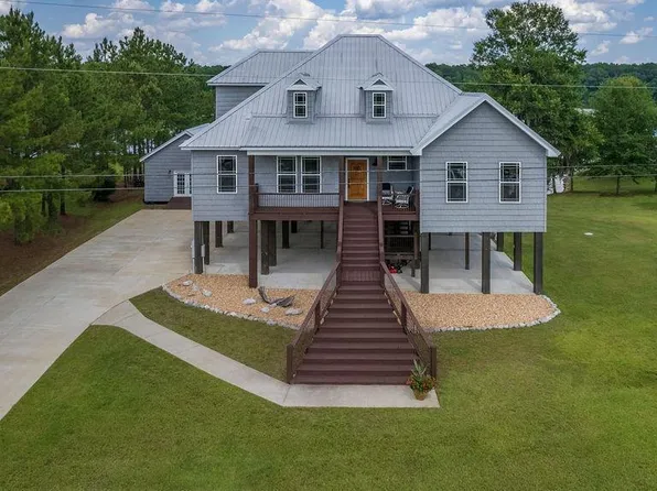 722 Lakeshore Dr, Autaugaville, AL 36003