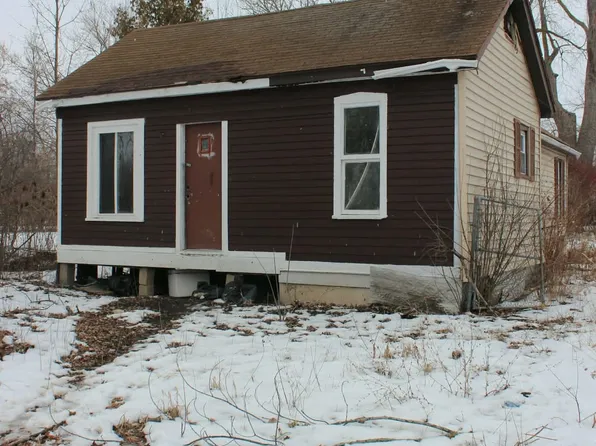 3232 Grant St, Saginaw, MI 48601