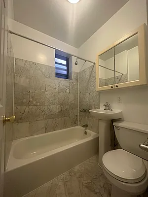 Rented by Peter R. Hungerford, LREB | media 32