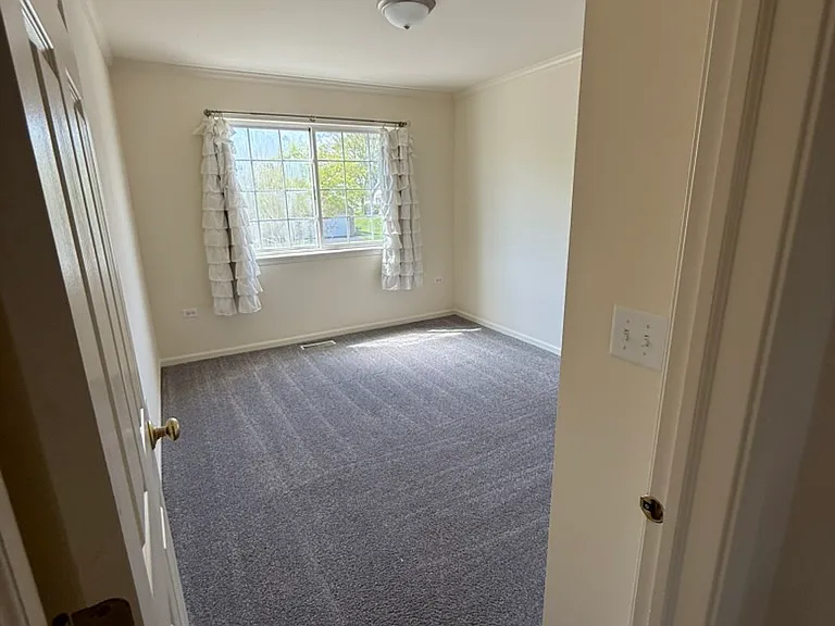 533 Mallard Ln #D — Photo 4