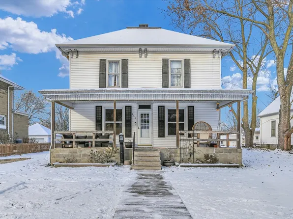 156 N Elm St, Paxton, IL 60957