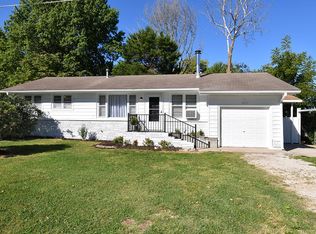 2333 N Douglas Ave, Springfield, MO 65803